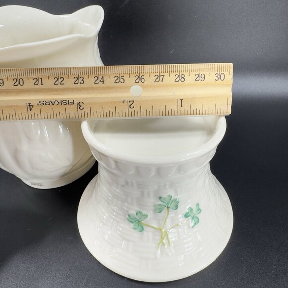 Belleek Christmas Nativity Hurricane Lamp 2 Piece Porcelain Kilkenny Castle VTG - Picture 4 of 13